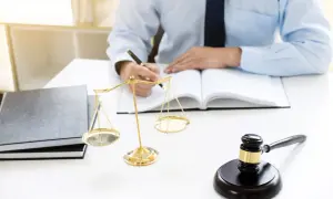 Mieszkanie nabyte przed ślubem - kto dziedziczy i jakie są prawa?